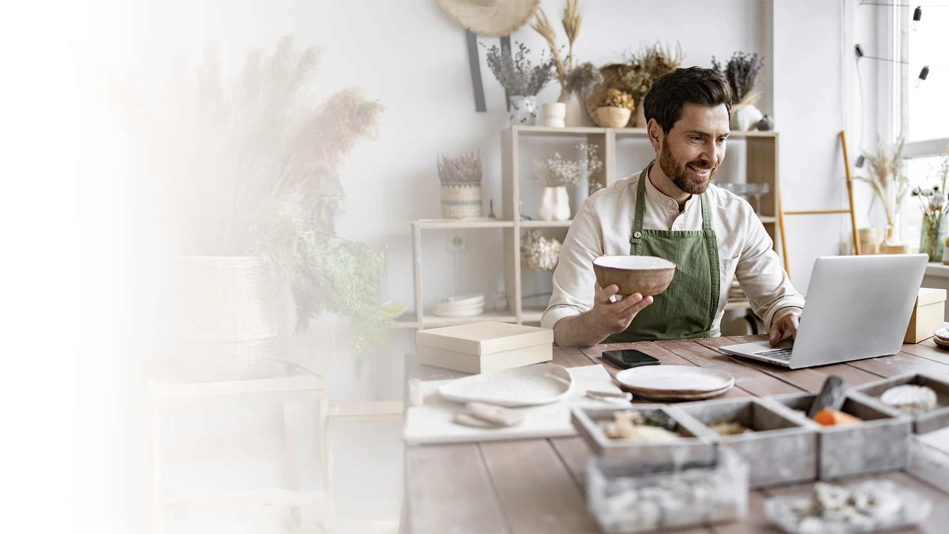 Fotografía de ceramista que vende online